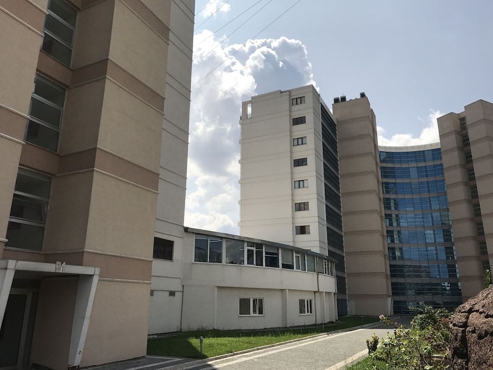 undefined Arma Apartments 8