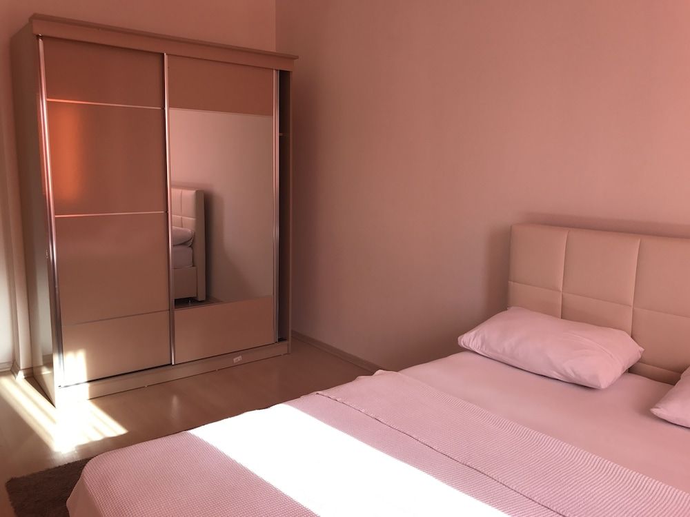 undefined Arma Apartments