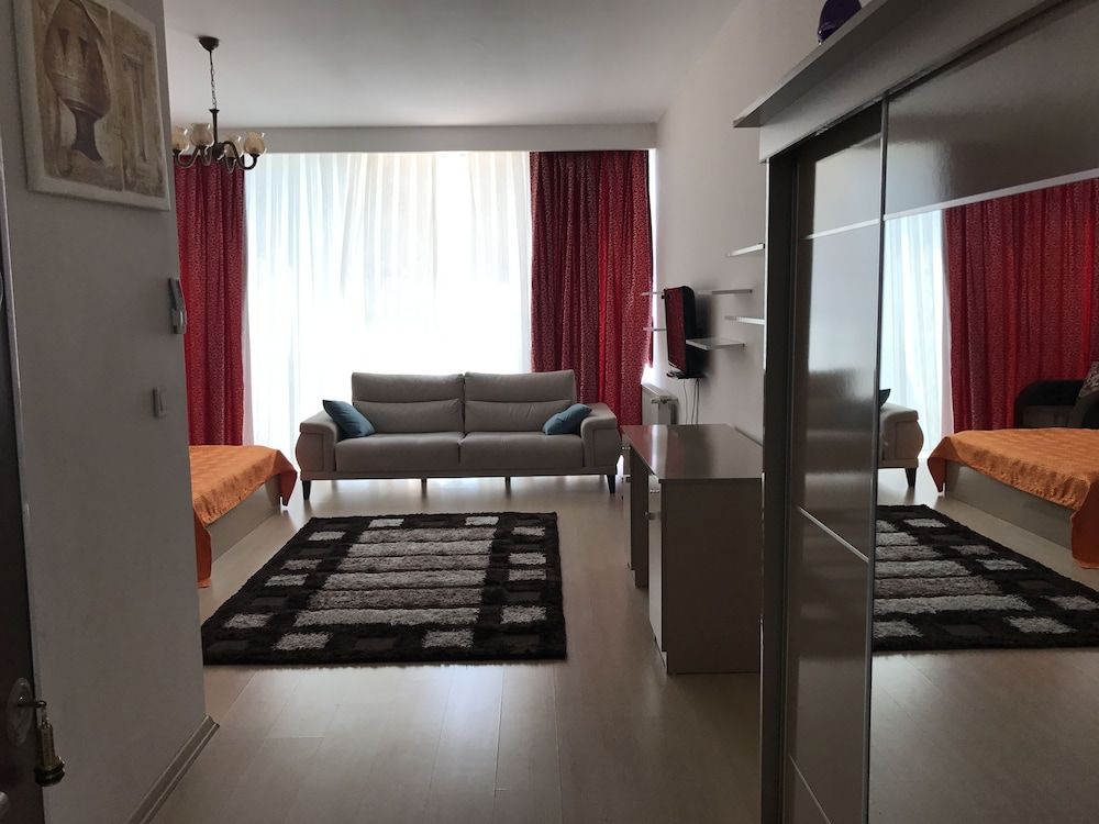 Arma Apartments Studio Suite 9