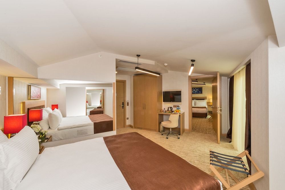 undefined Hotel Boursier 1 & SPA Istanbul 5