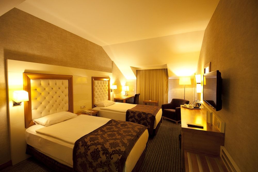 Tugcu Hotel Select Standard Twin Room 2