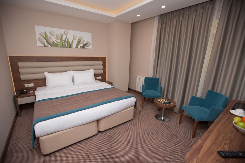 Guler Park Hotel Deluxe Suite, 2 Bedrooms 8