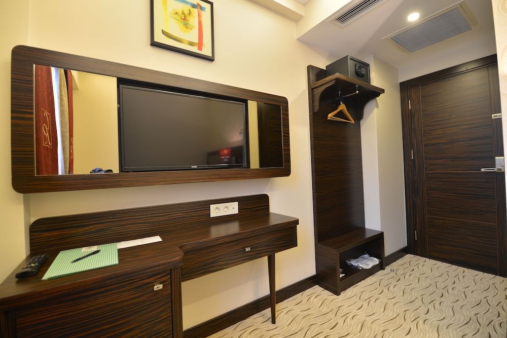 Golden Siyav Hotel Executive Double Room, 1 Double Bed 11