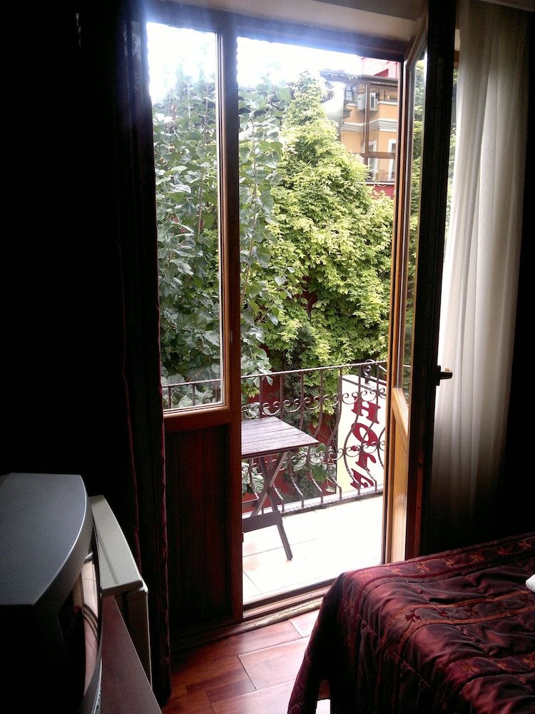 Primary Image