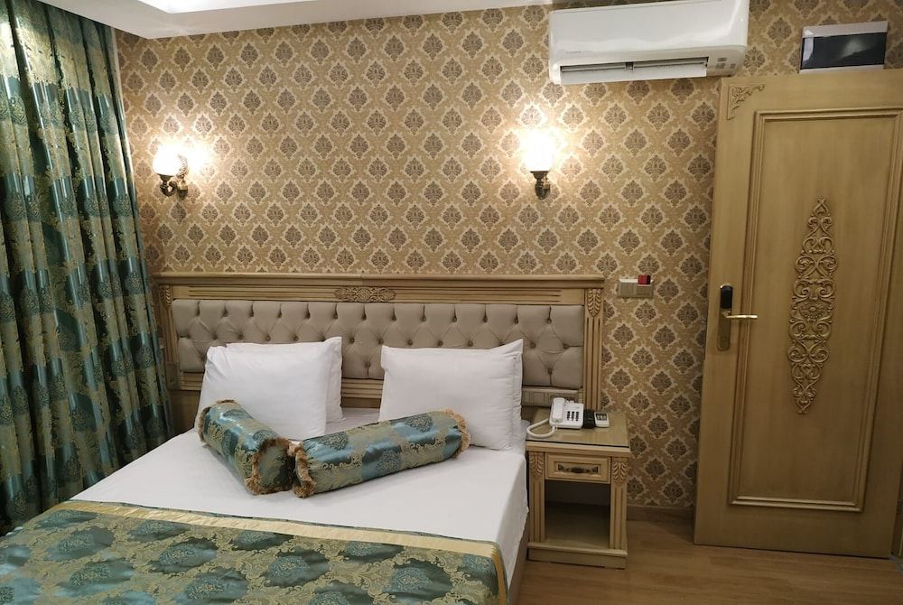 Apple Tree Hotel Economy Double Room