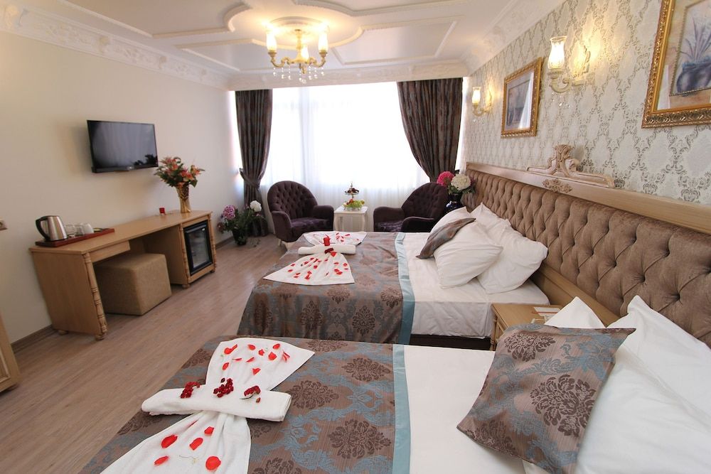 undefined Apple Tree Hotel 3