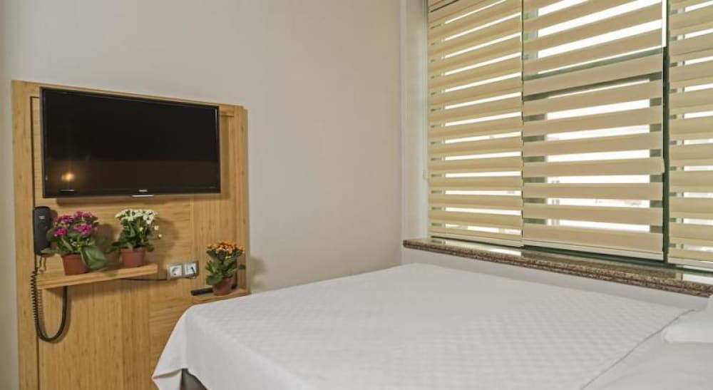 Demir Suite Hotel Deluxe Double Room 3