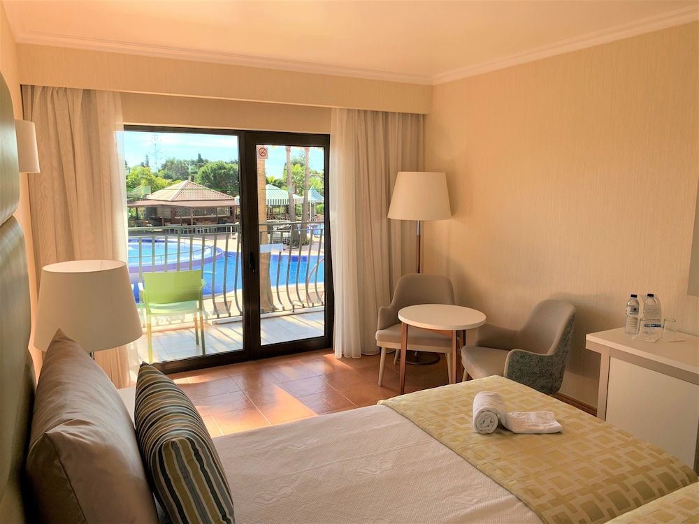 undefined Hotel Baia Grande 2