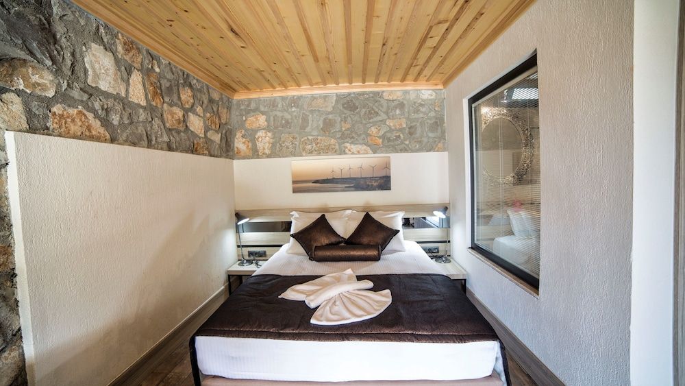 Deluxe Double Room, Garden View