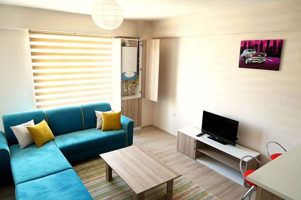 Hayat Home Suite