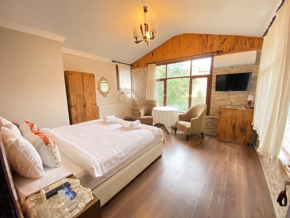 Butik Hotel Masukiye Double Room 4