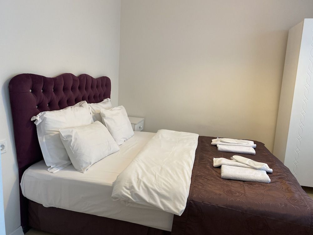 undefined Spinel Hotel 2