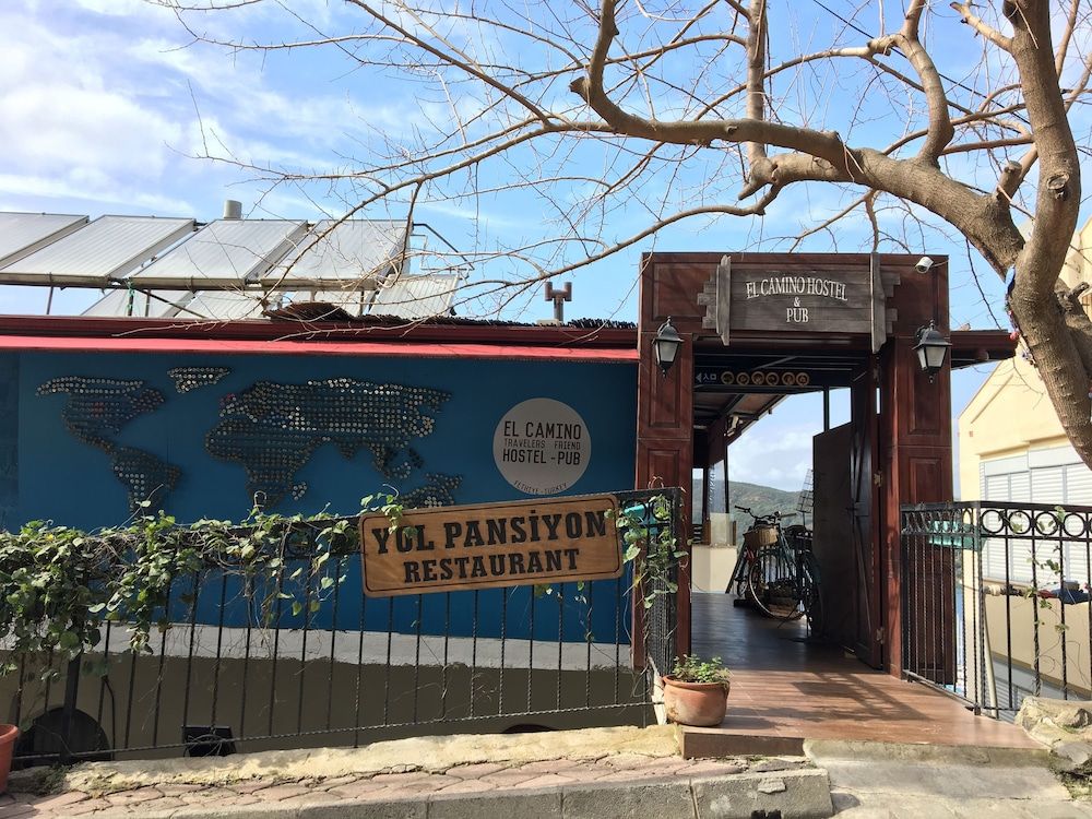 undefined El Camino Hostel & Pub 3