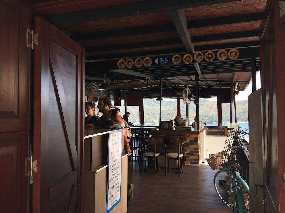 undefined El Camino Hostel & Pub 5