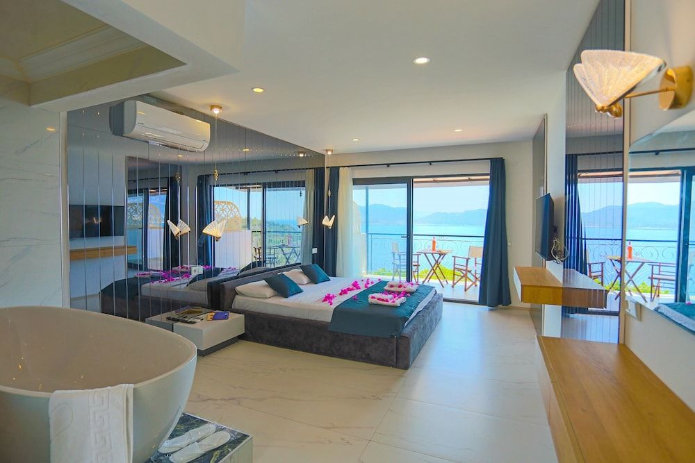 Deluxe Room, Lanai, Sea View