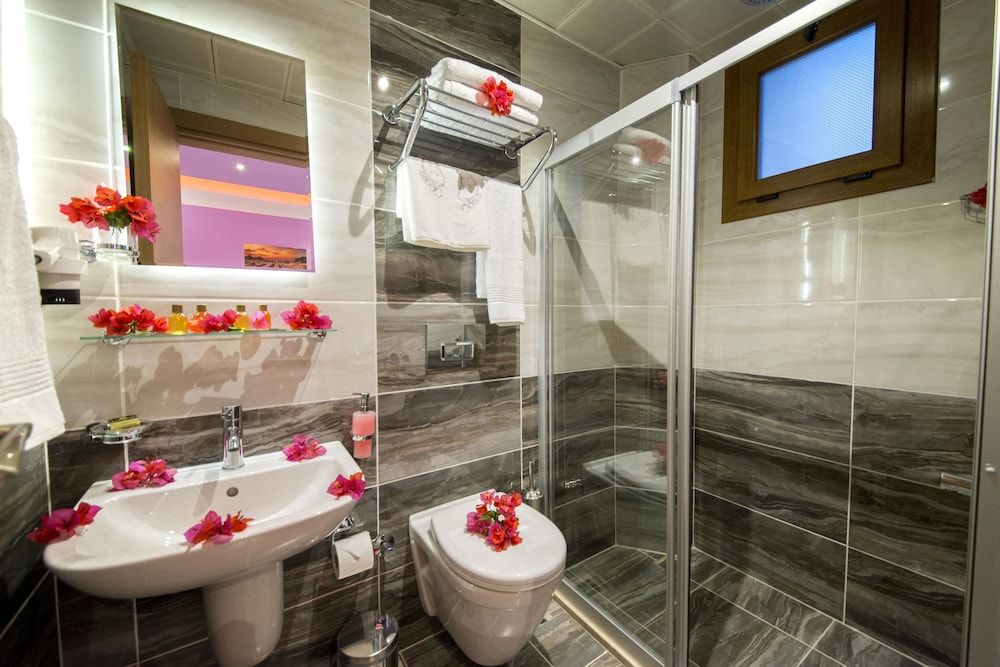 Kayi Hotel Twin Room 5