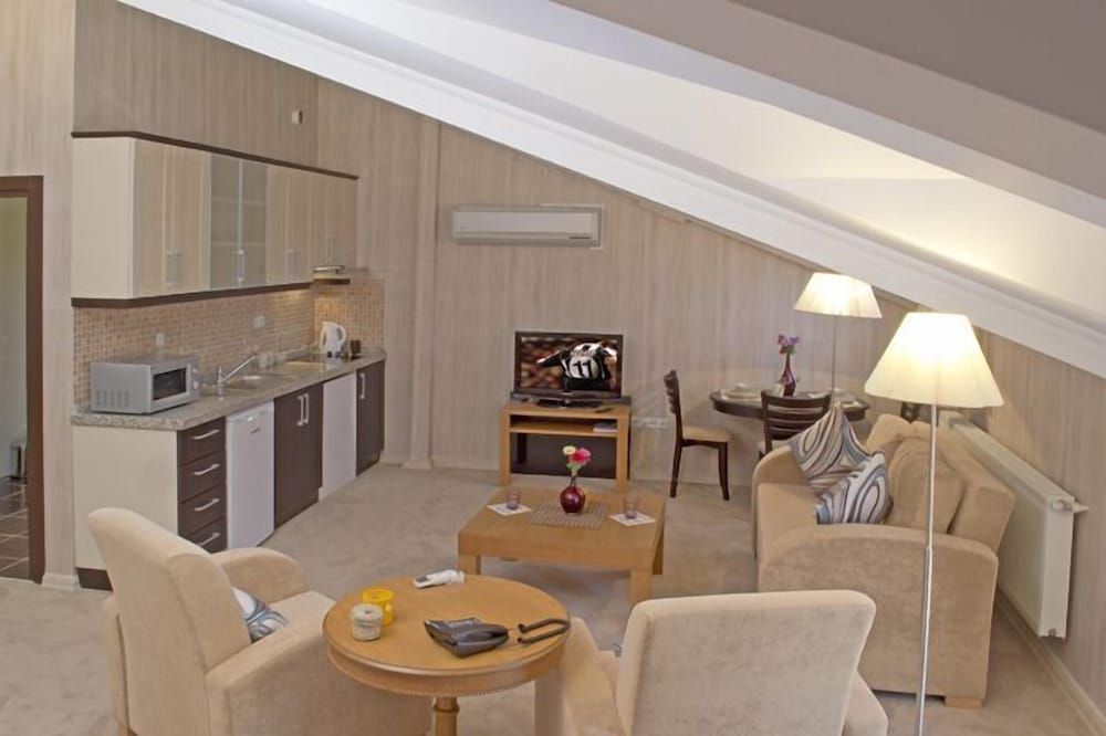 The Bosphorus Aparts Presidential Penthouse, City View 4