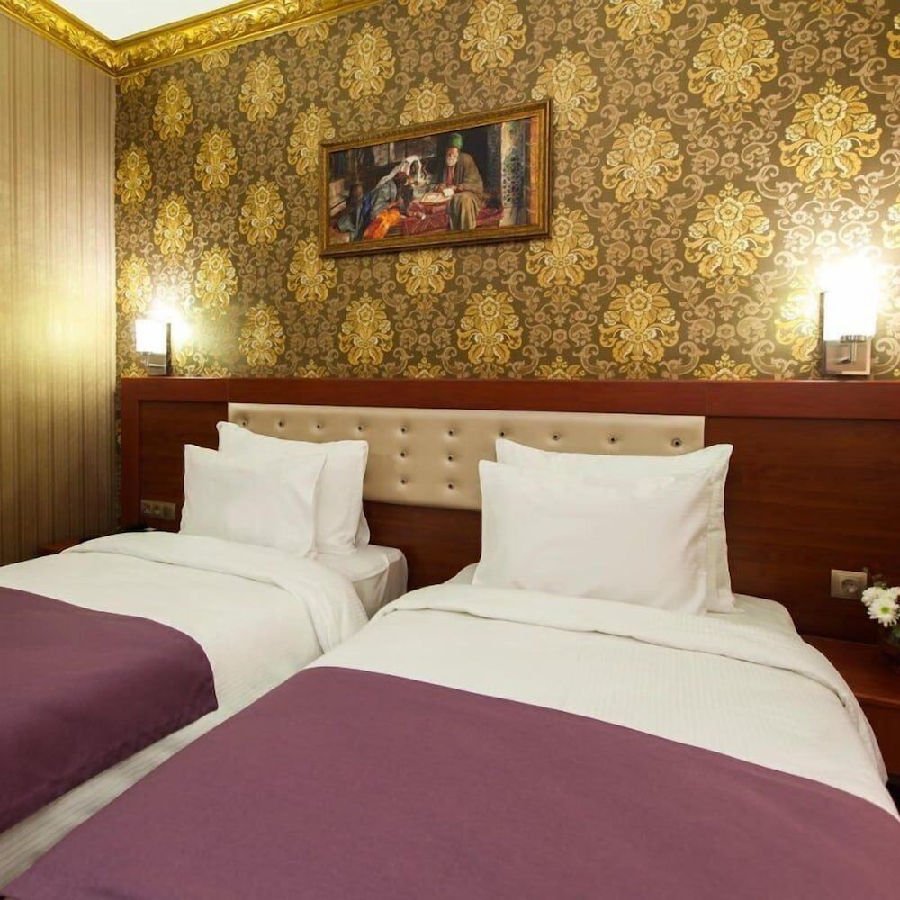 Alrazi Hotel Standard Room 4