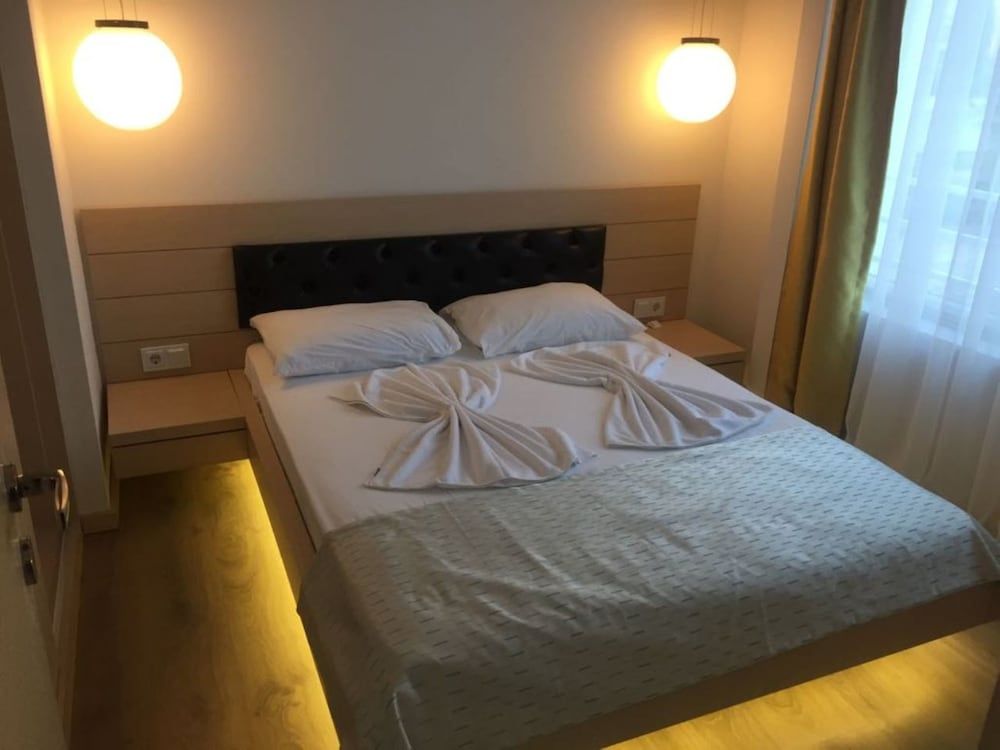 undefined Boutique House Mim A 7