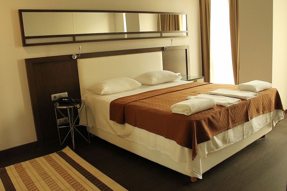 undefined Vazo Suite 3