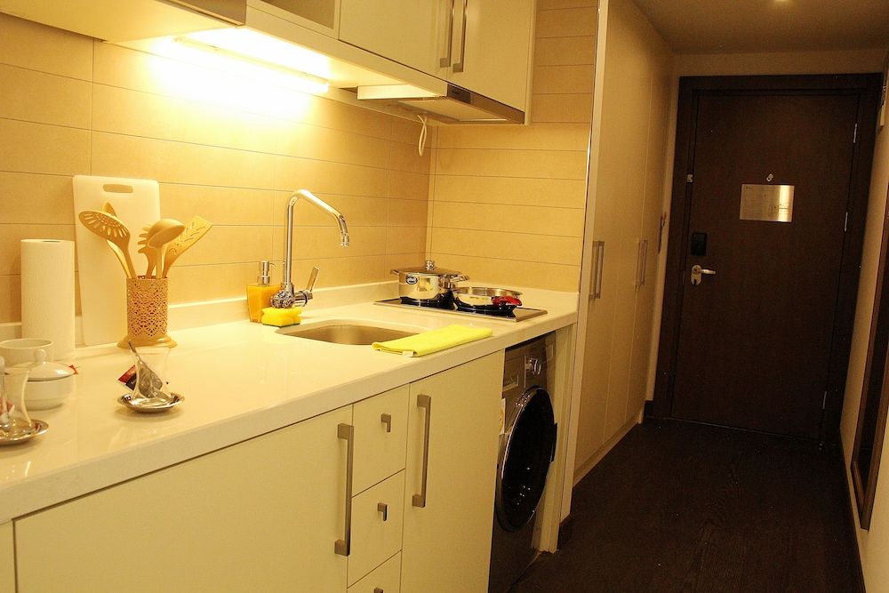 undefined Vazo Suite 10