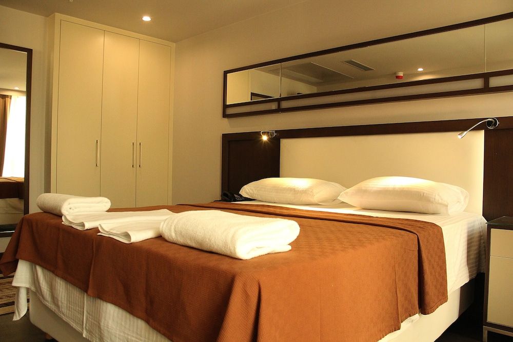 undefined Vazo Suite 2