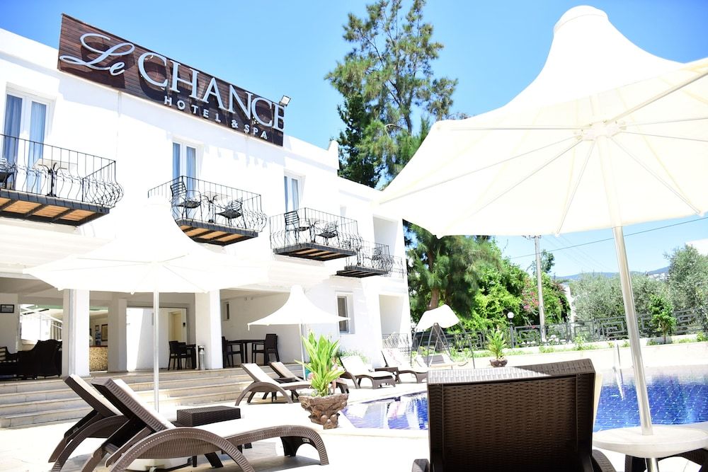 undefined Le Chance Hotel & Spa 4