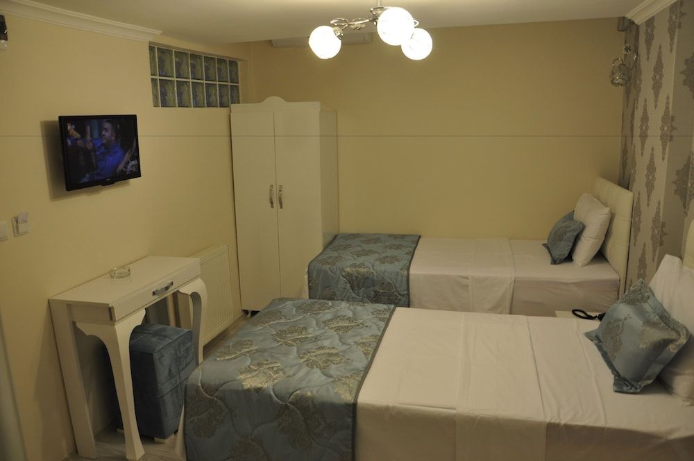 Hotel Iscen Standard Twin Room 5