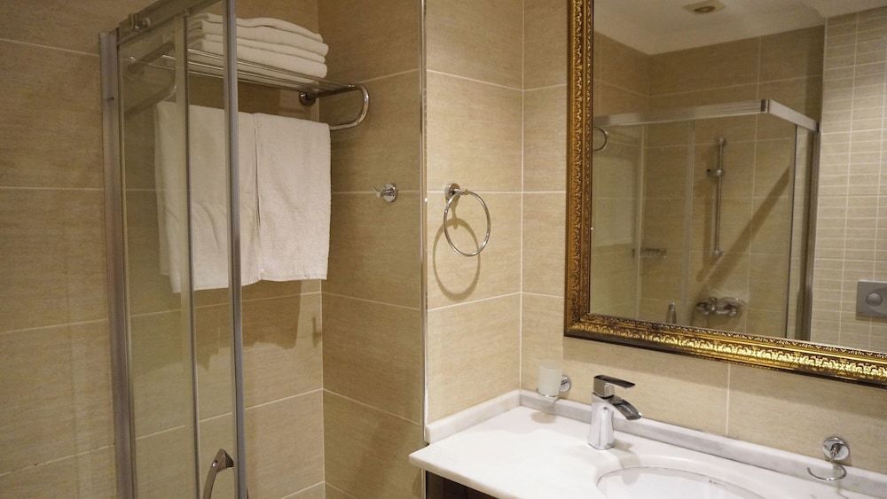 Vois Hotel Atasehir & SPA Standard Double Room 6