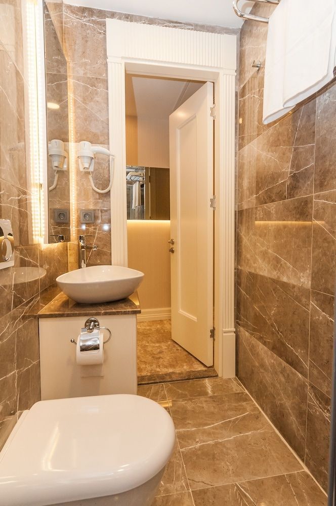 Park Grazza Hotel Standard Double Room, Lanai, City View 12