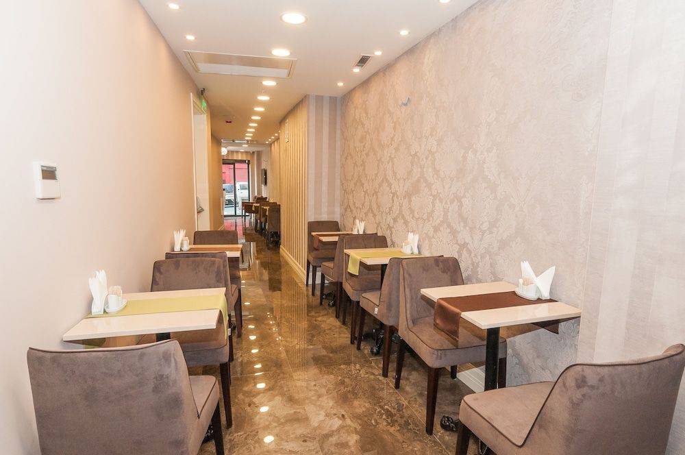 undefined Park Grazza Hotel 9