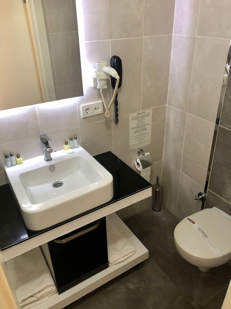 Era Palace Hotel Double or Twin Room 8