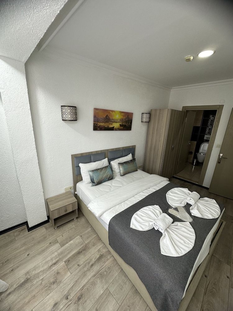 Big Orange Hotel Old City Double Room 6