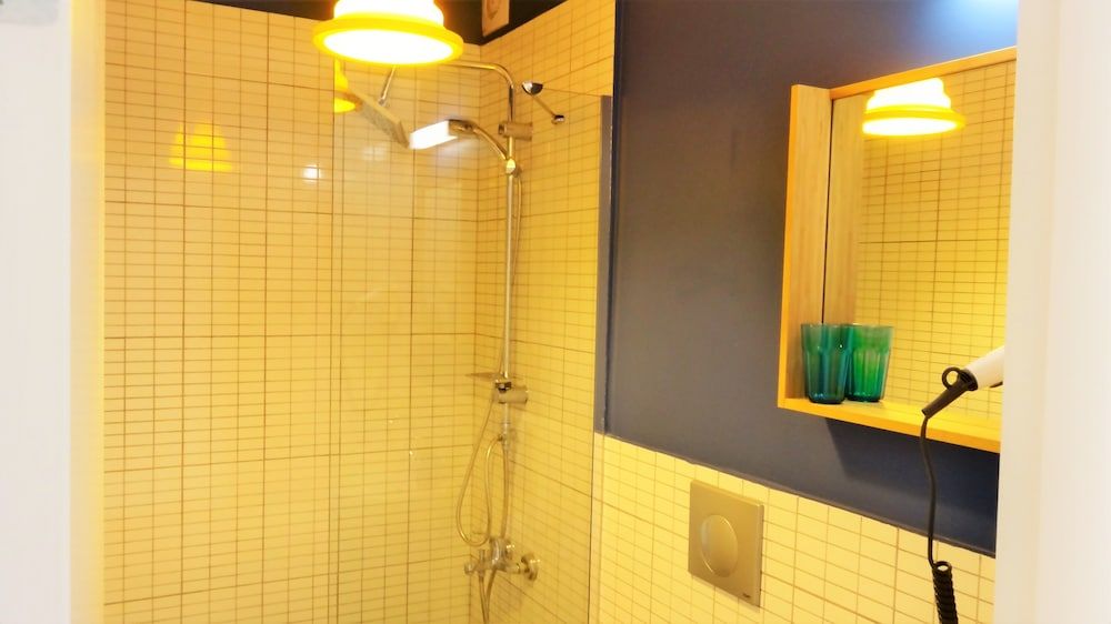 Kunterbunt Aparts Istanbul Apartment, 3 Bedrooms, Terrace 7