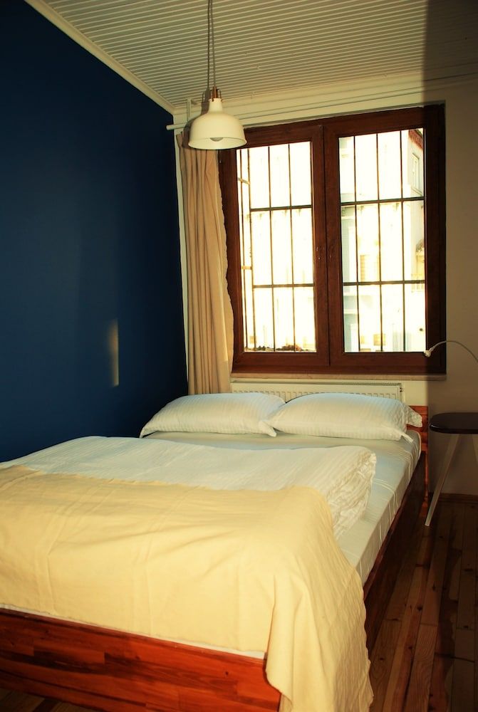 Kunterbunt Aparts Istanbul Apartment, 3 Bedrooms, Terrace 2