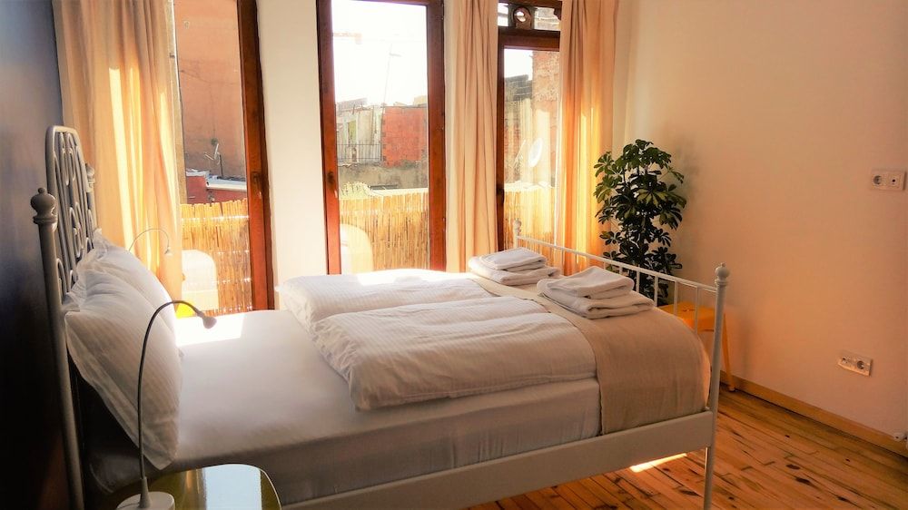 Kunterbunt Aparts Istanbul Apartment, 3 Bedrooms, Terrace