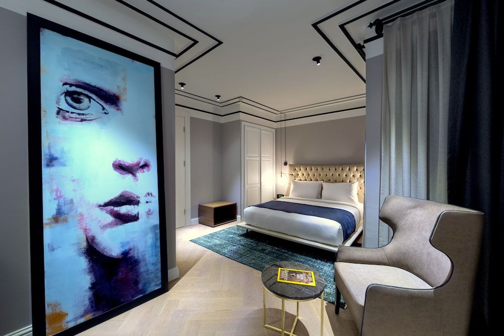 undefined Walton Hotels Galata 3