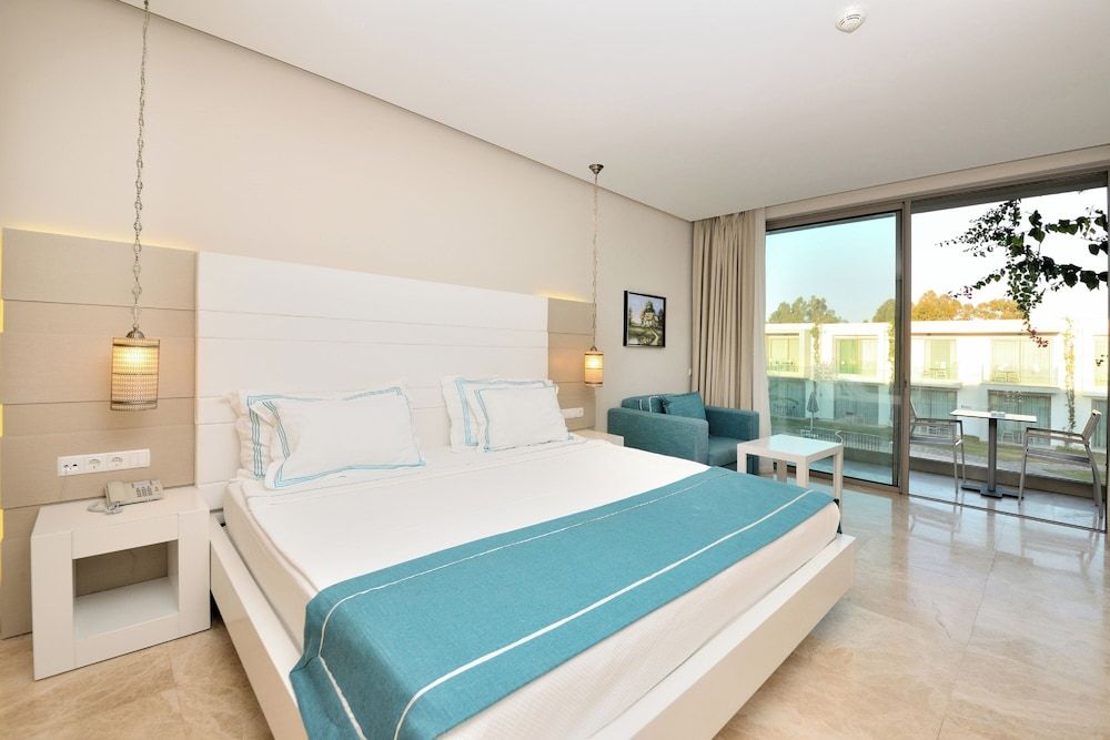 Lugga Boutique Hotel & Beach Deluxe Double Room 4
