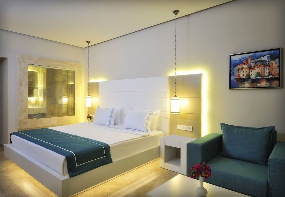 Lugga Boutique Hotel & Beach Deluxe Double Room 3