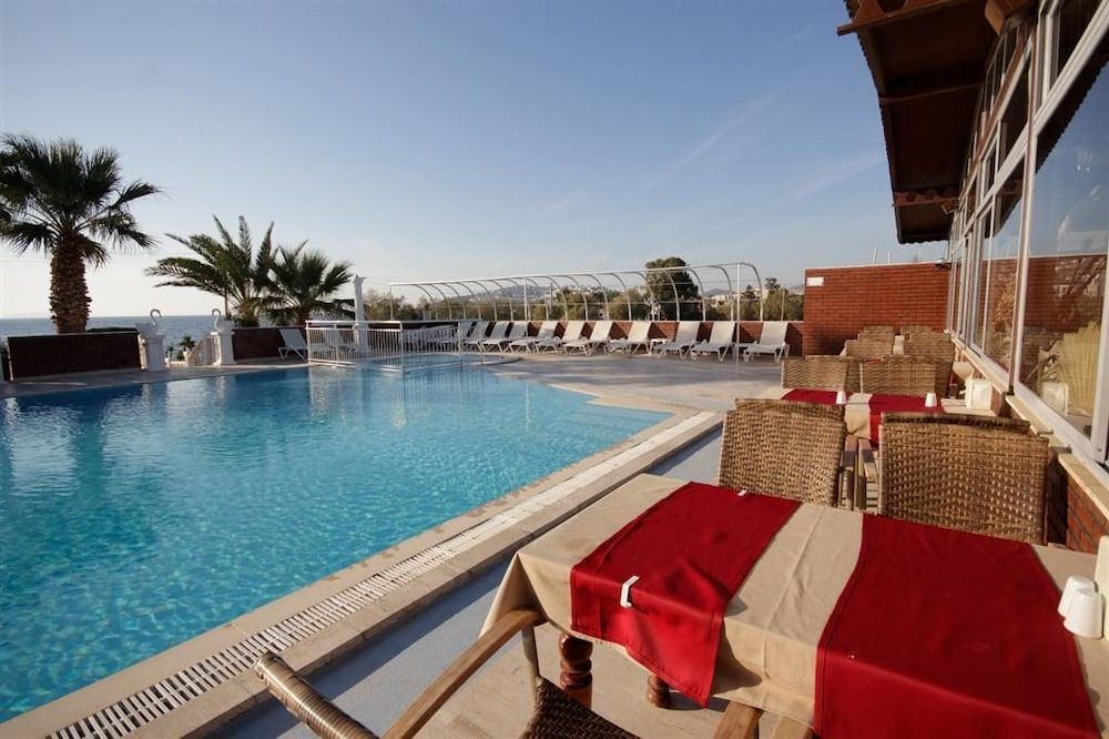 undefined Sun and Sea Beach Hotel 5