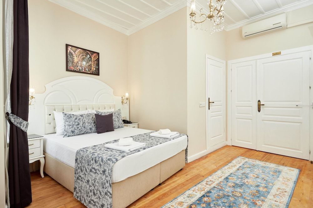 Mataraci Konak Superior Double Room