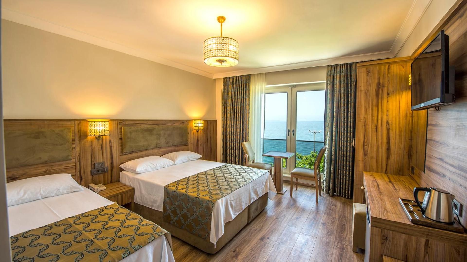 Triple Room with Sea View