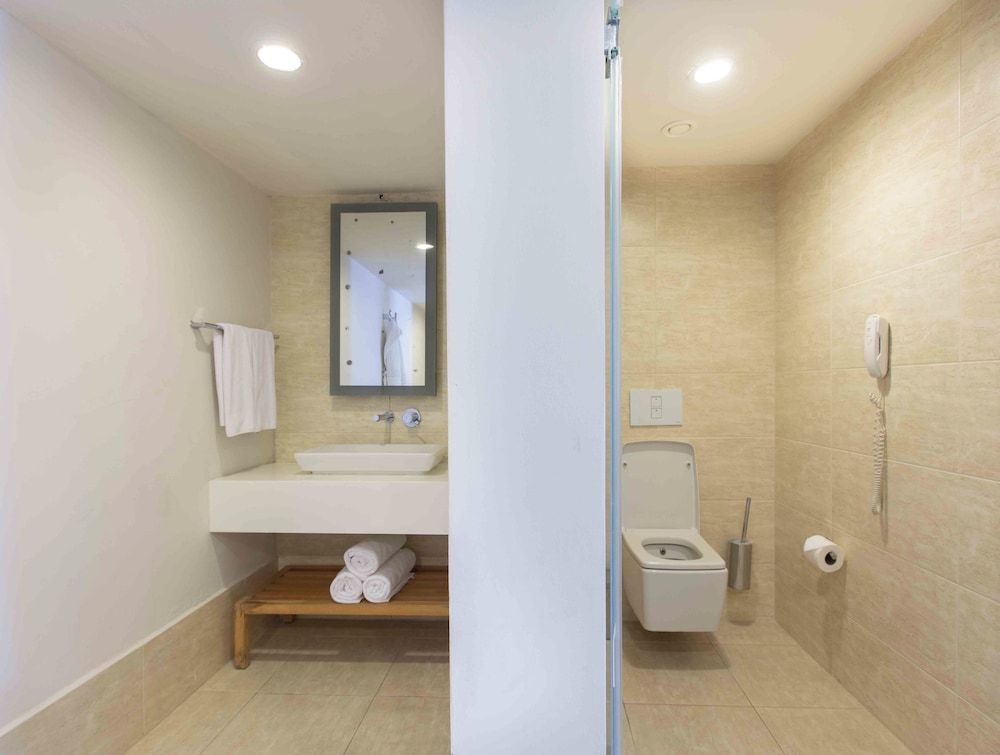 Senses Hotel - Adults Only Standard Double Room, Balcony, Garden View 3