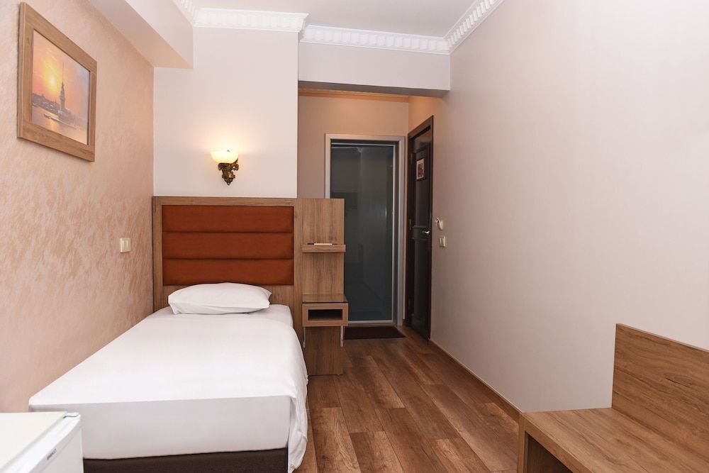 undefined Hotel Grand Umit 8