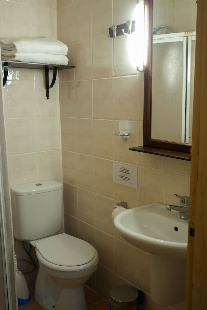 Oya Boutique Hotel & Suites Standard Double Room 14