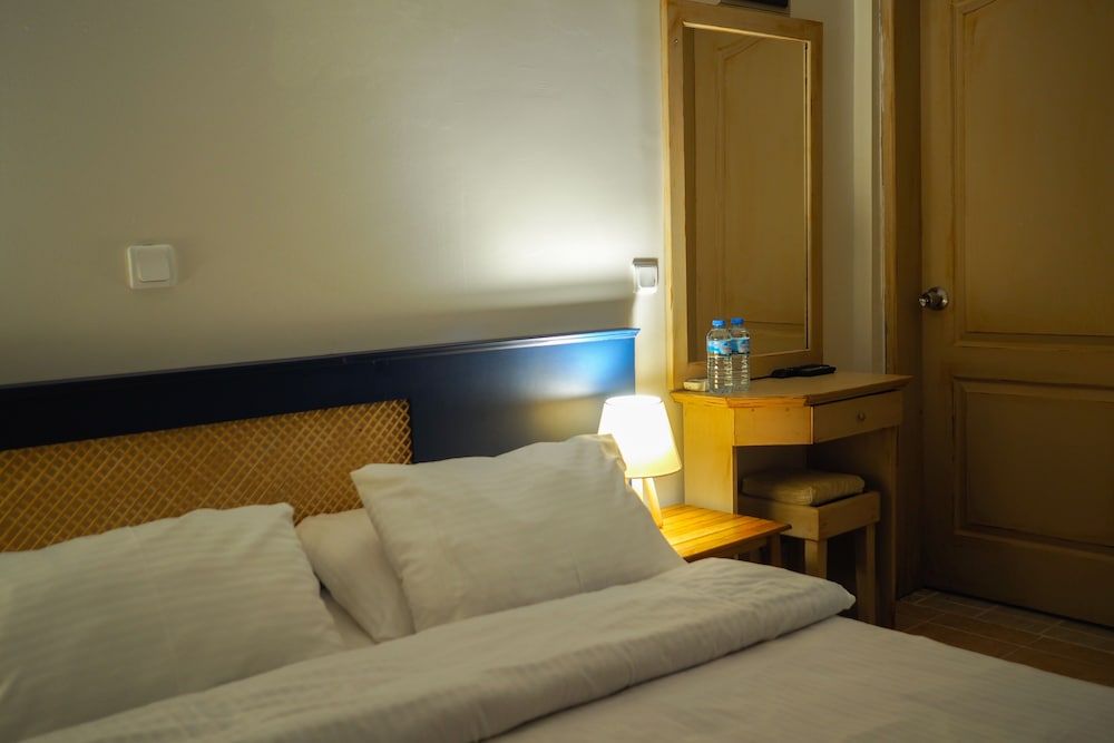 Oya Boutique Hotel & Suites Standard Double Room 5