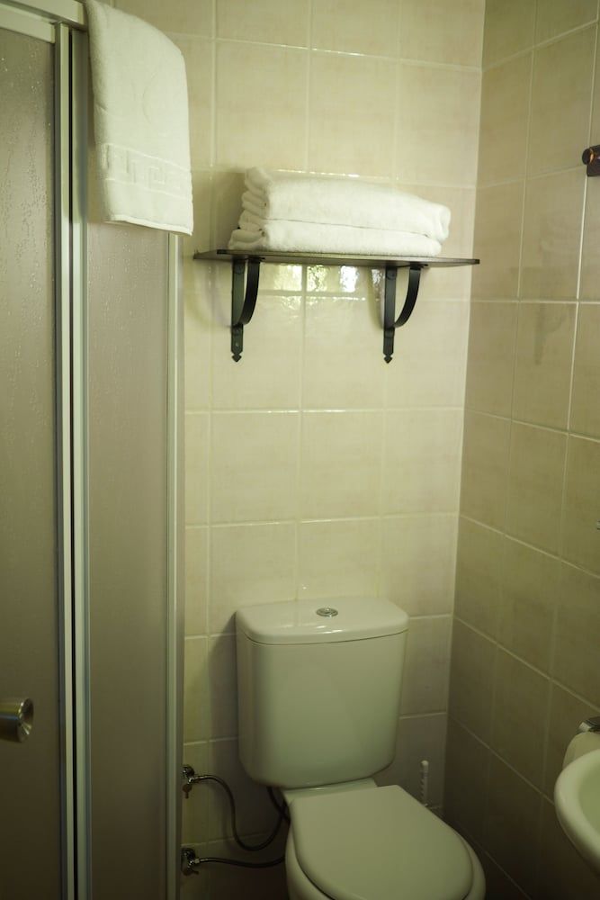 Oya Boutique Hotel & Suites Standard Double Room 13