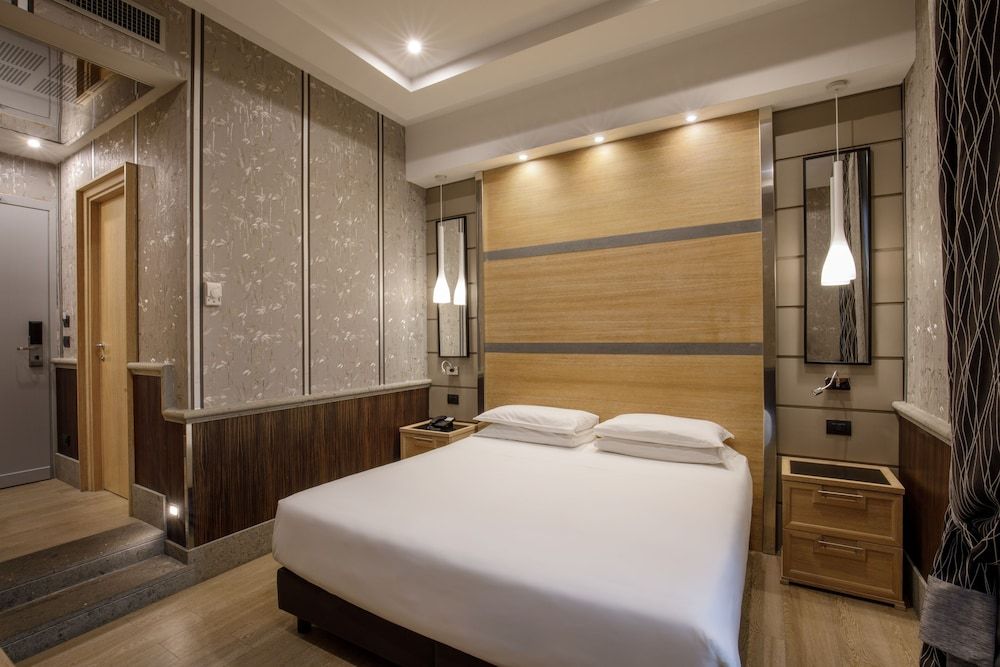 undefined Hotel Morgana 8