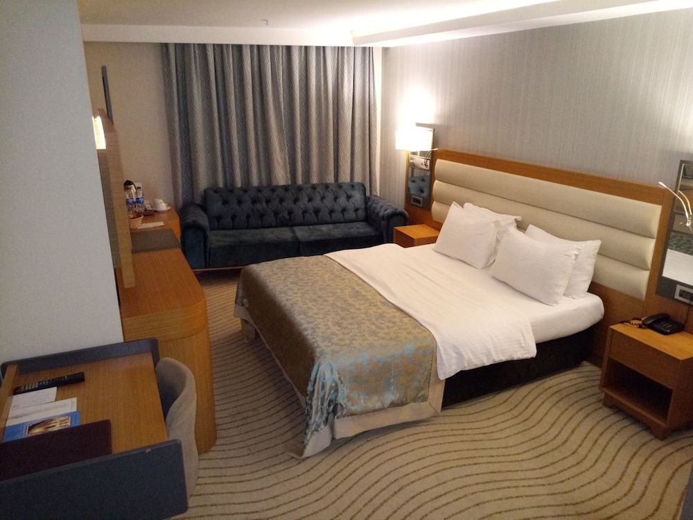 Grand Turkuaz Hotel Deluxe Double Room, City View 5