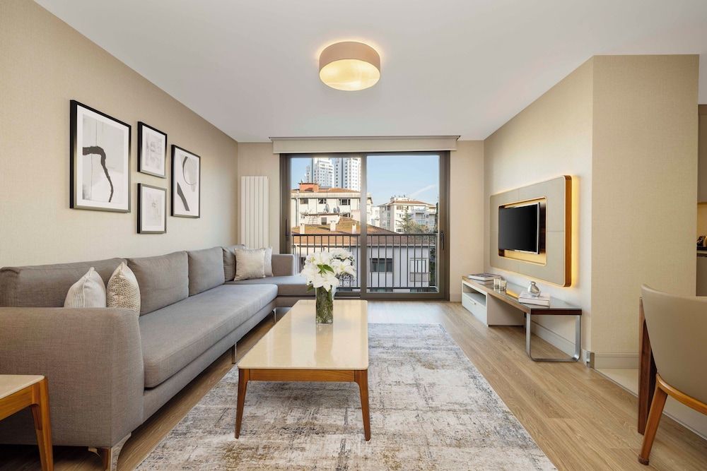 Tzl Suites Standard Suite, 1 Bedroom, City View 7